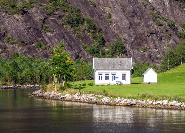 Mostraum vuonoristeily