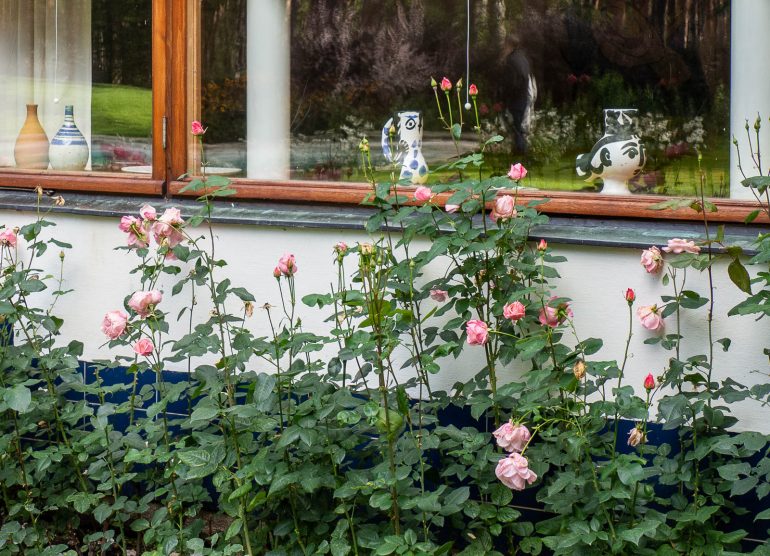 Picassoa ruokailutilassa