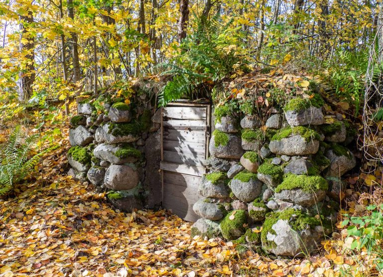 Halosenniemi Tuusulanjärvi puutarha