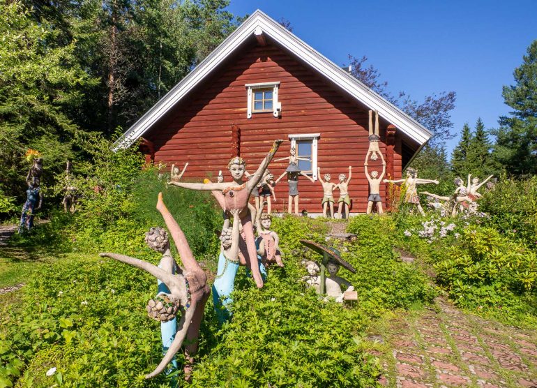 Lapsipatsaita Koitsanlahti