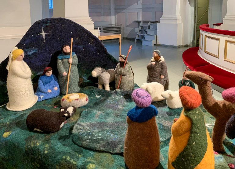 Vanha kirkko jouluseimi